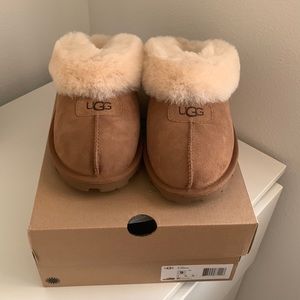 UGG slipper coquette